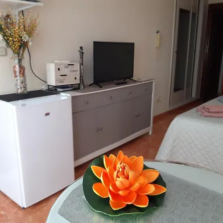 Almudena Estudio טורבייחה